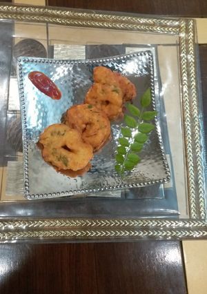 A picture of Moong vada.