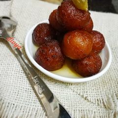 A picture of Potato gulabjamun.