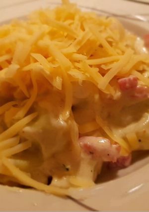 Tejszínes, bacon-ös tortelloni recept fotója