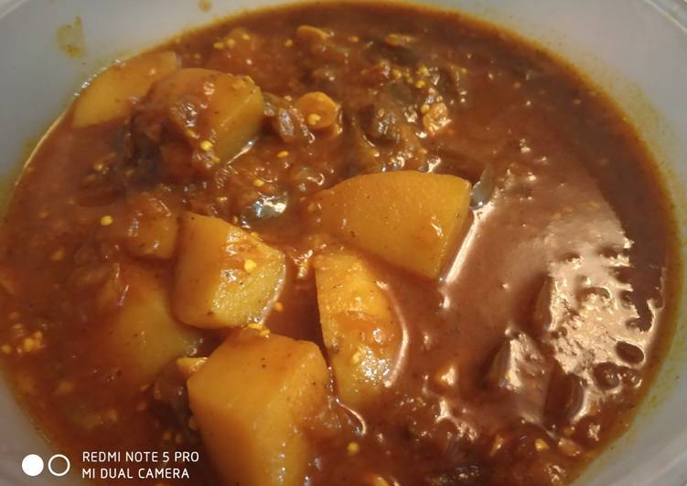 Healthy Recipe of Aloo Baingan Curry