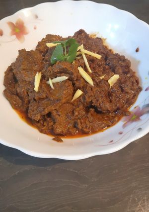 A picture of Beef Pasanday.