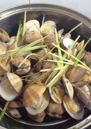 Hình của món Nghêu hấp xả.