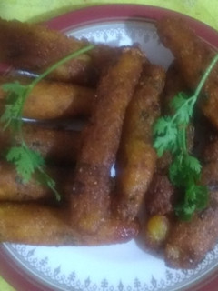 आलू फिंगर (Aloo finger recipe in Hindi) रेसिपी मुख्य फोटो