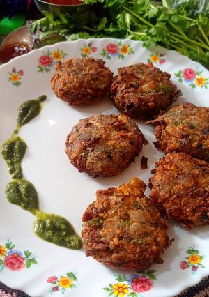 A picture of Cabbage and Potato Veggie Cutlets.