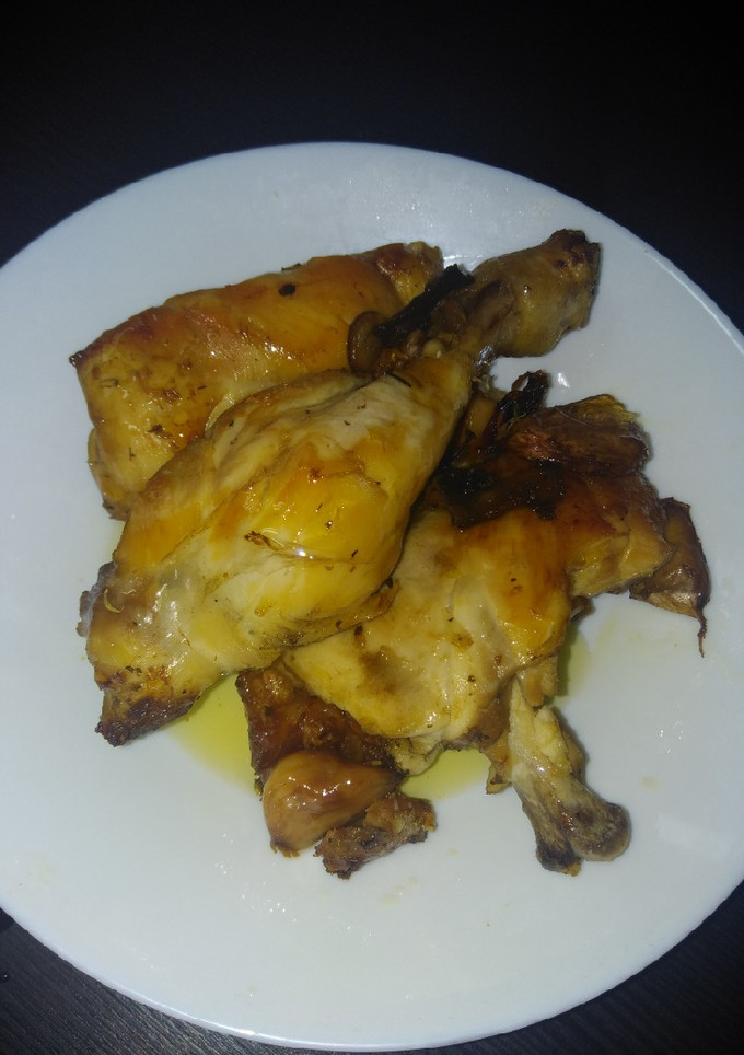Una foto de Pollo al ajillo