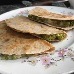 Una foto de Rapiditas de queso y brócoli 🥦💜