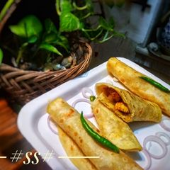 A picture of Chicken kathi Roll.