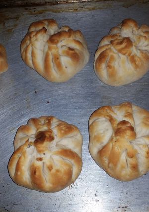 A picture of Funday cheater kolache.