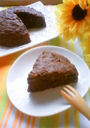 A picture of Macrobiotic Cocoa Banana Cake.