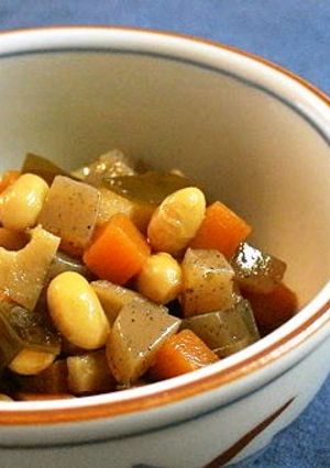 A picture of Simmered Soybeans.