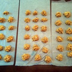 A picture of Corn Flake Peanut Butter Cookies.