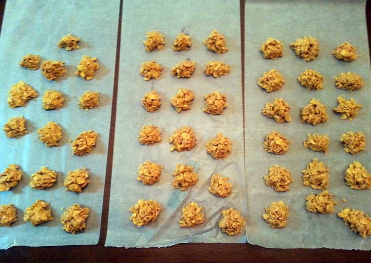 Corn Flake Peanut Butter Cookies