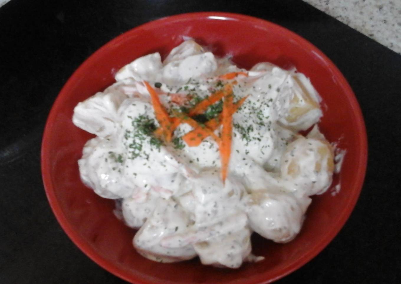 Potato salad with mint