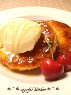A picture of Maple French Toast in Kouign Amann-style.