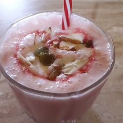 Pink lassi A picture of Pink lassi.