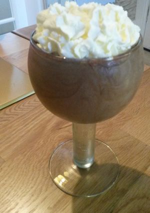 A picture of Robin's Rich, Fluffy Chocolate Mousse.
