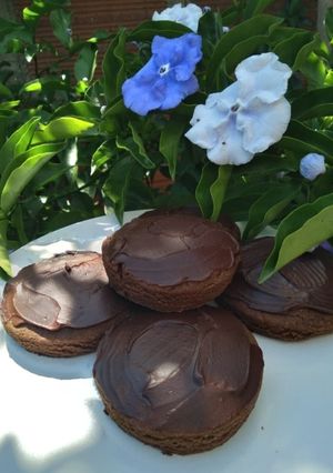 Una foto de Cookies de algarroba