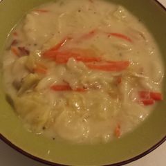 A picture of Sopas ni lola egie / Chicken Sopas.