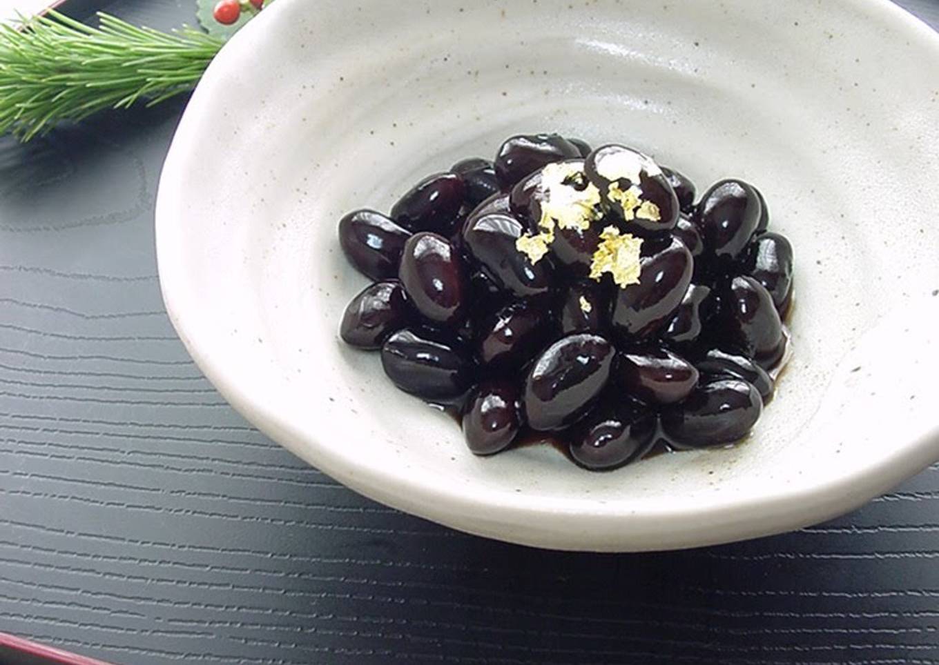 'Kuromame' Simmered Black Soy Beans (For Osechi New Year's Feast)