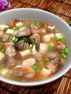 毛豆雞肉豆腐湯 的食譜成品照片