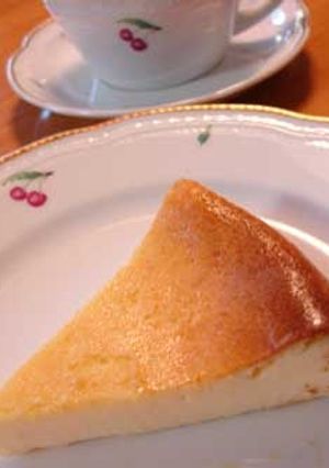 A picture of Heavy Cream-free Baked Cheesecake.