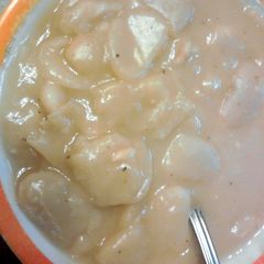 A picture of poor mans Butter Beans.