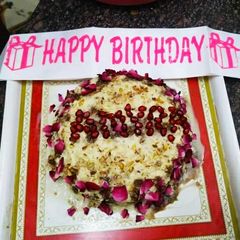 A picture of Rabri Rose flavour cake.