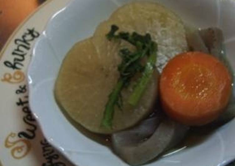 Simmered Daikon Radish and Carrot (A Taste of Home)