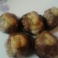 Spicy stuffed mushrooms A picture of Spicy stuffed mushrooms.