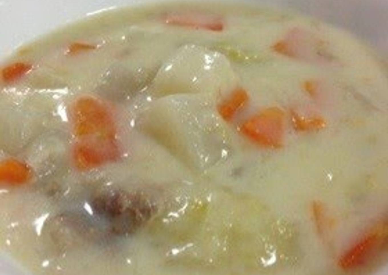 Creamy Cabbage and Daikon Radish Stew in a Pressure Cooker
