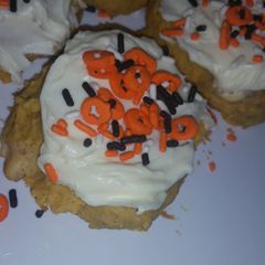 A picture of Soft White Chocolate Chip Pumpkin Drop Cookies.
