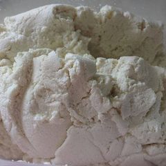 A picture of Almond Cheesse (like Ricotta chesse).