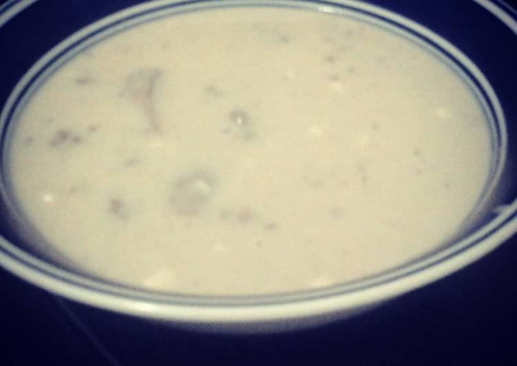 Quick and Easy Beefy Cream of Mushroom Soup