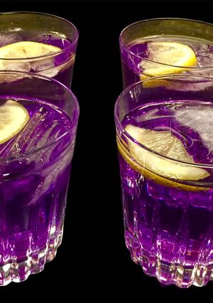 A picture of Butterfly Pea Flower Tea Lemonade.