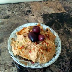 A picture of Three Olive Hummus.