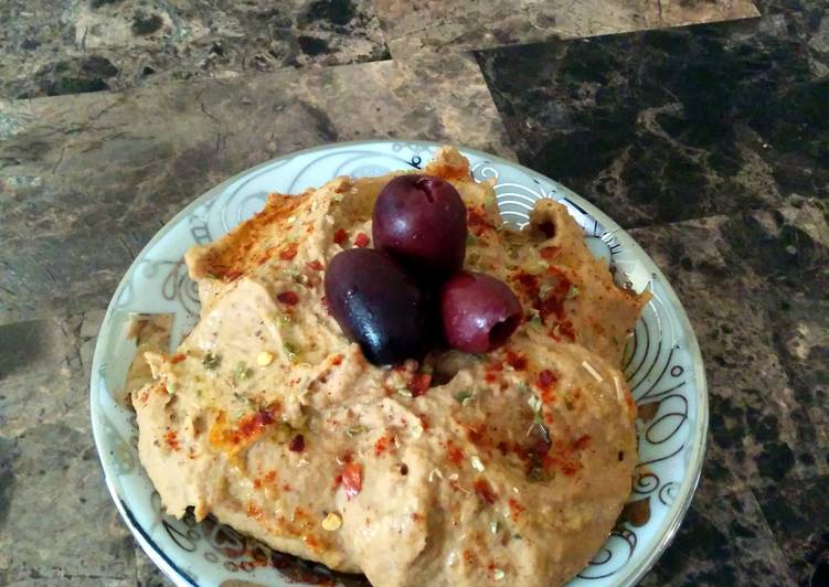 Easiest Way to Prepare Quick Three Olive Hummus