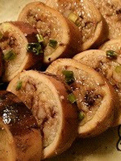 A picture of Easy Cooking in a Pressure Cooker Soft Ikameshi (Squid Stuffed with Sticky Rice).