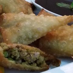 A picture of Beef Samosa.