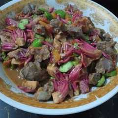 A picture of Tumis kecombrang ati ampela.