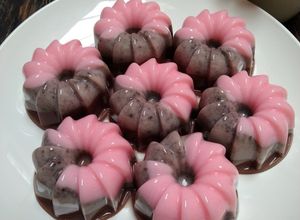 Foto resep 572.Puding Strawberry Oreo Coklat