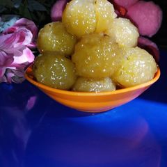 A picture of Amla murabba.