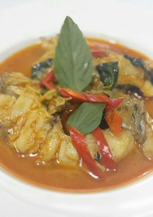 A picture of Fish in Chilli Paste Sauce / Chue Chee Pla.