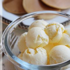 A picture of Whipped Butter.