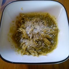A picture of Green chicken.