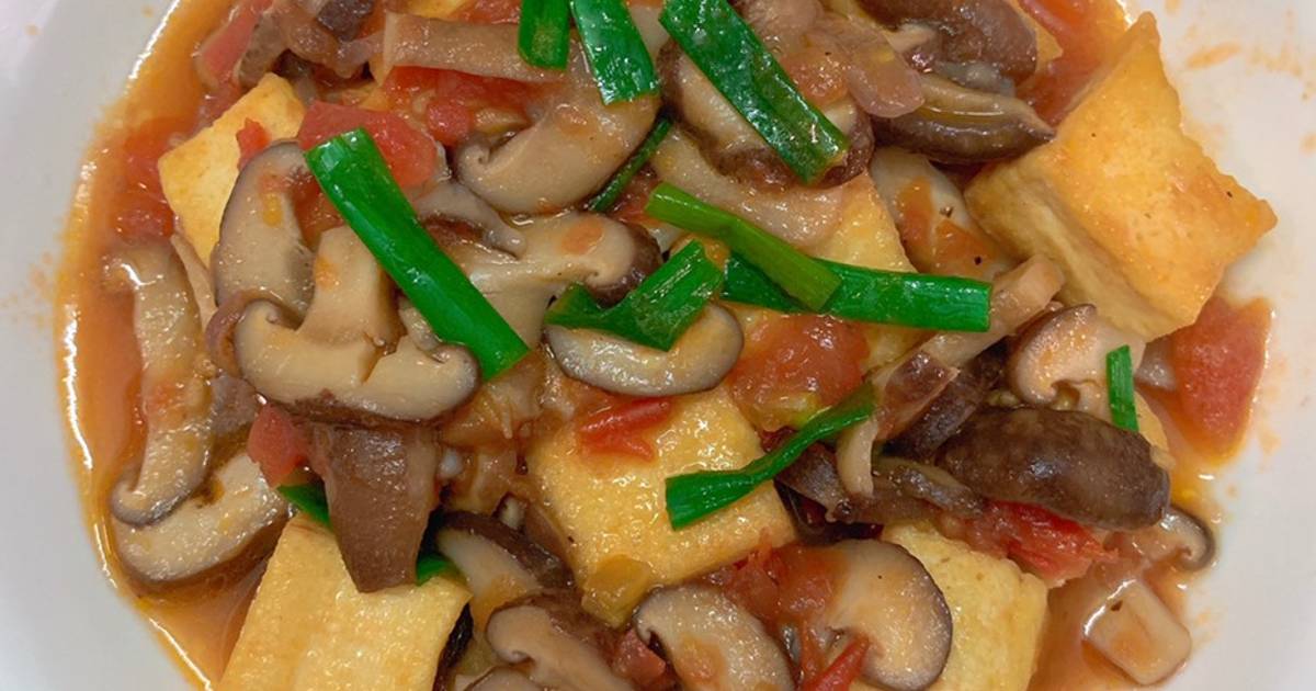 How to make đậu hũ (tofu) with tomato and mushroom sauce?