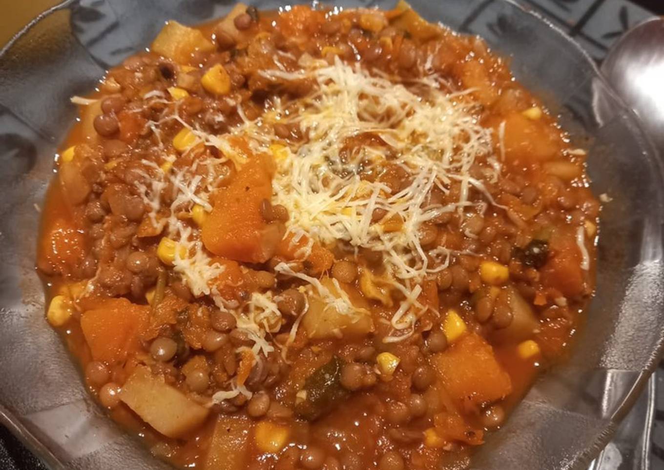 Guiso de lentejas vegano / vegetariano