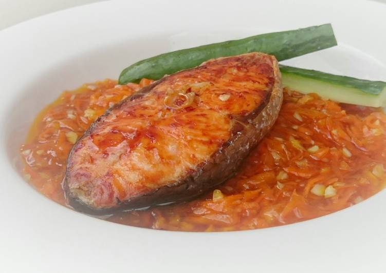 Easy Cheap Dinner Salmon With Carrot Plum Sauce