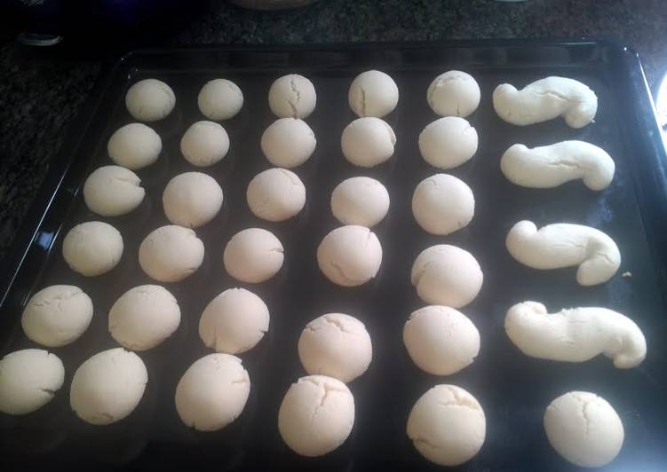 Step-by-Step Guide to Make Award-winning ghoreibah ( butter cookies)