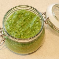 A picture of Greenchillies pickle.
