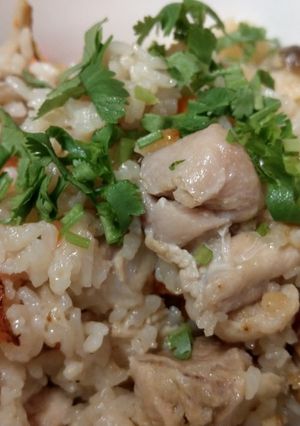 雞肉菇菇炊飯 的食譜成品照片